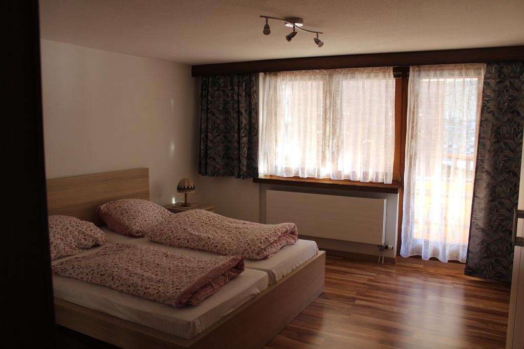 Ferienwohnung Silberdistel, Saastalstrasse 178 ภายนอก รูปภาพ